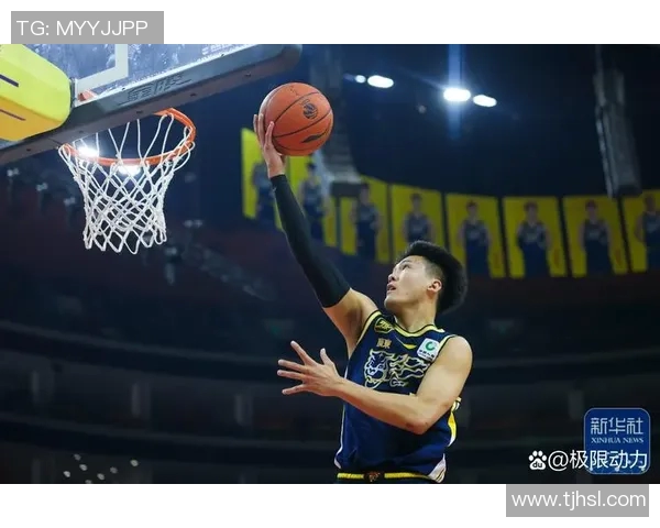 CBA四川队与重庆队激战正酣谁将赢得这场精彩对决