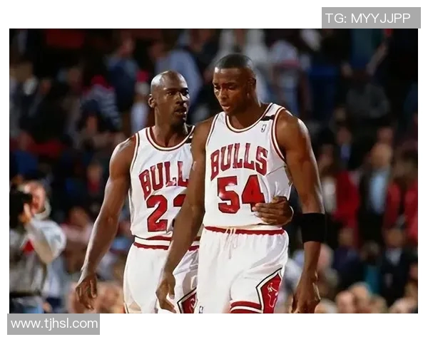 乔丹与佩顿经典对决全场录像回顾带你重温篮球传奇时刻